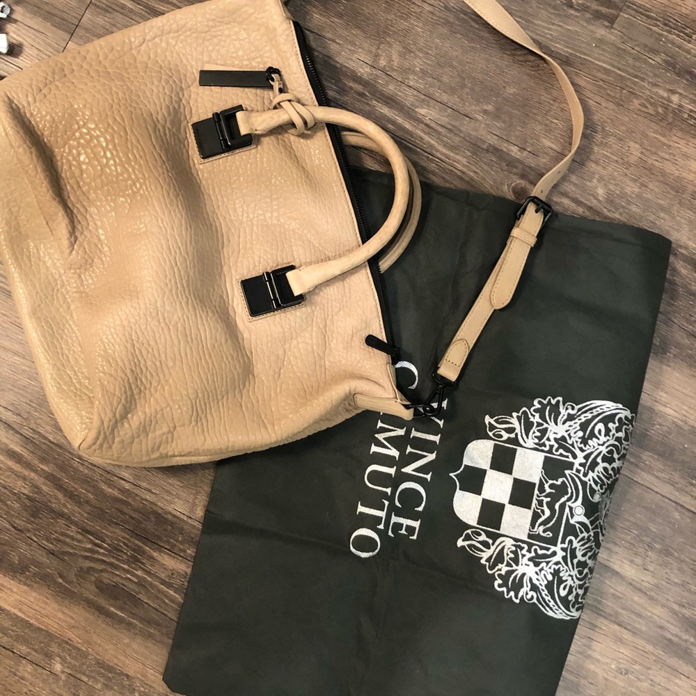 Vince Camuto